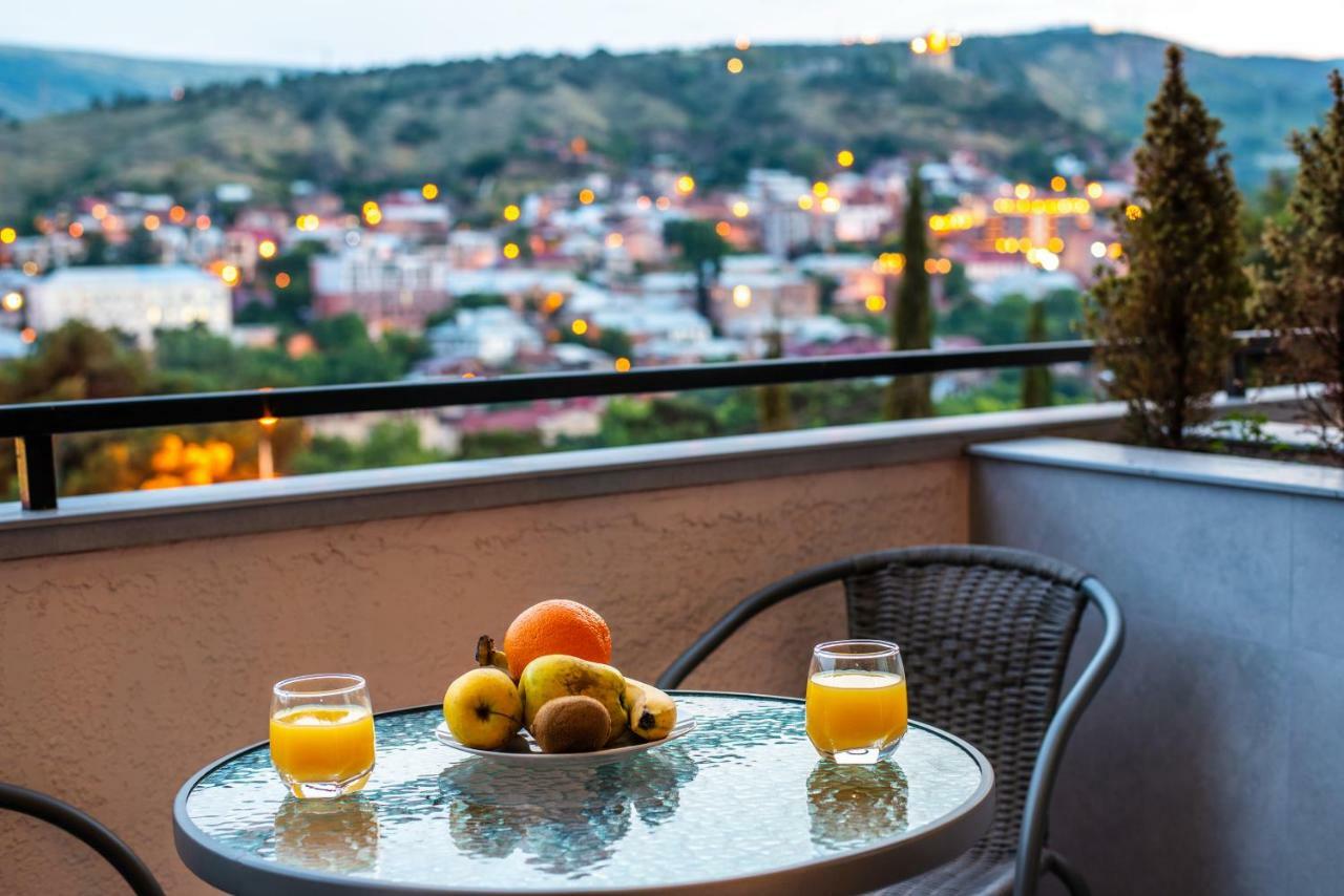 Tonusi Luxe Hotel In The Historic City Center تبليسي المظهر الخارجي الصورة