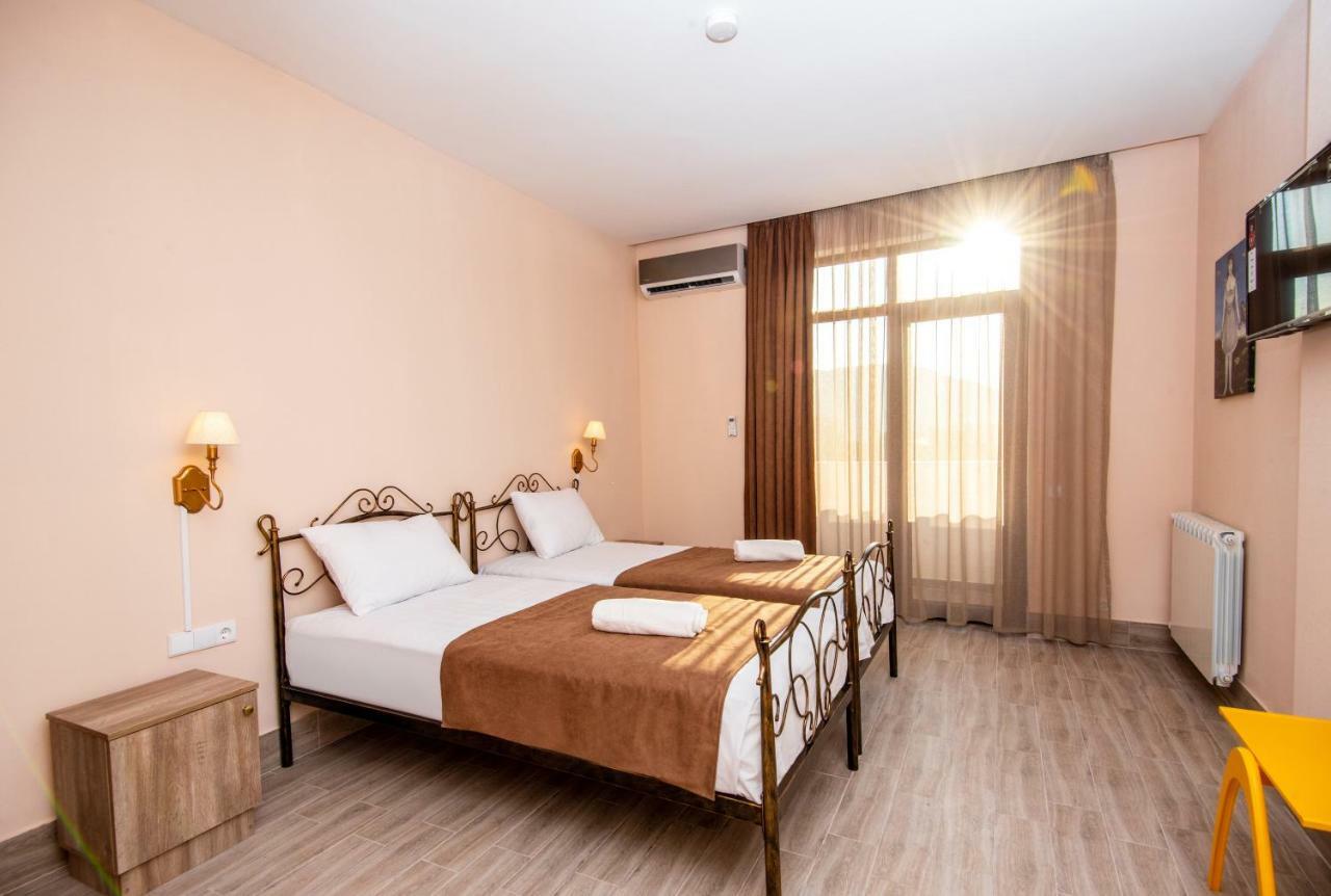 Tonusi Luxe Hotel In The Historic City Center تبليسي المظهر الخارجي الصورة
